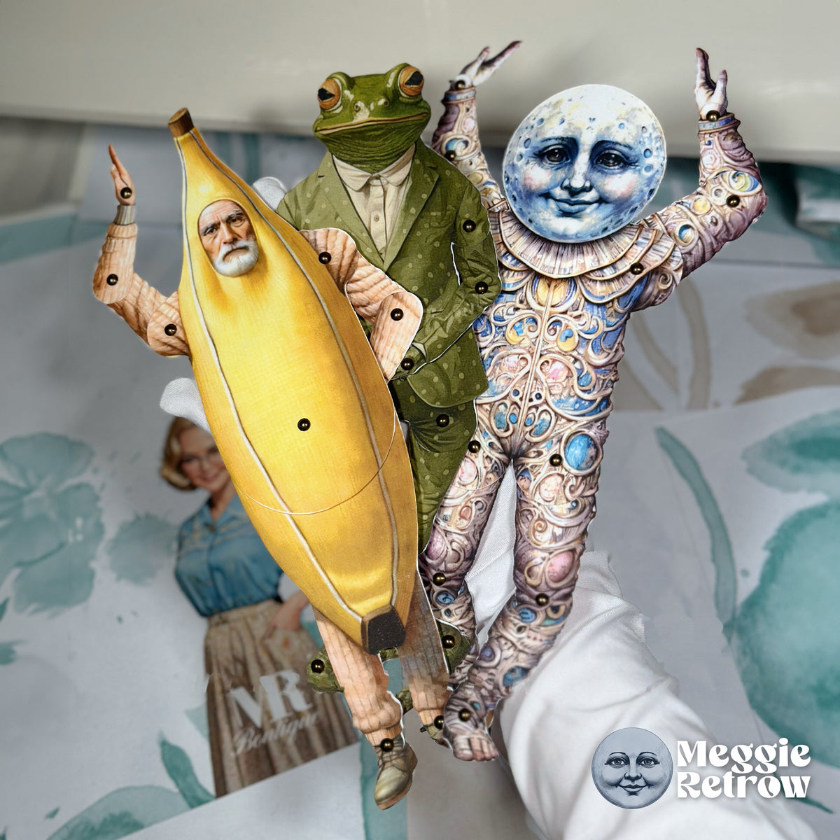Fun Mix Bundle: Banana Costume, Mr. Froggys and Mrs. Moonsie